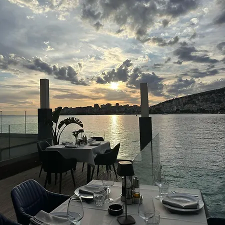 Demi Hotel Sarande