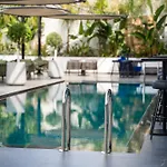 Demi Hotel 4*