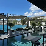 Hotel Demi 4*