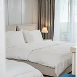 Demi Hotel