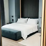 Demi Sarandë