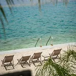 Demi Hotel 4*
