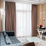 Hotel Demi