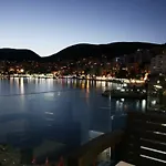 Hotell Demi 4*