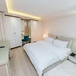 Demi 4* Sarandë