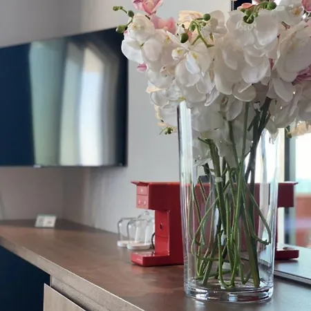 Demi 4* Σαράντα