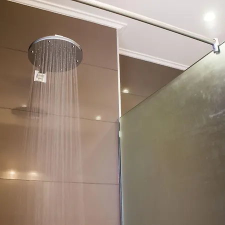Hotell Demi Sarandë