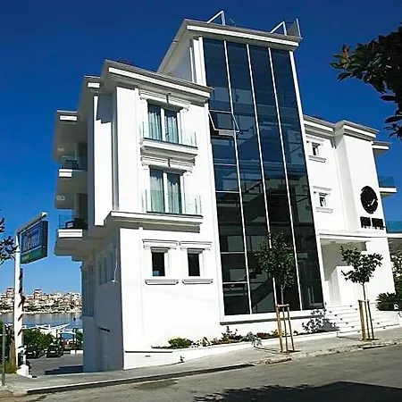 Demi Hotel 4*