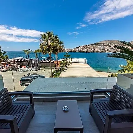 Hotel Demi 4*
