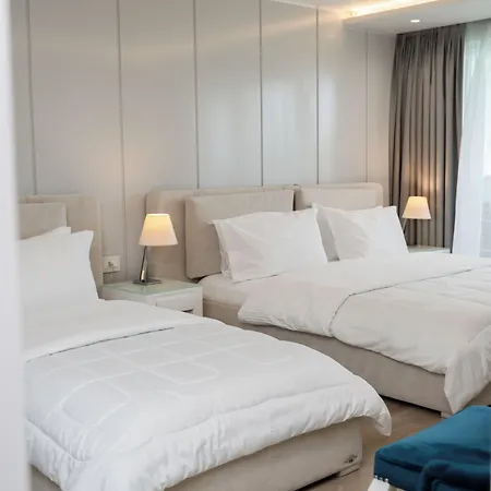 Demi 4* Saranda