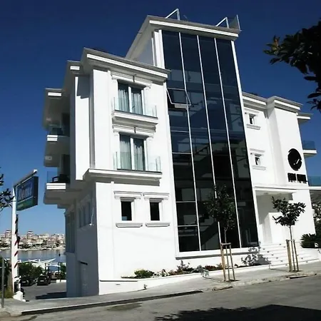 Demi Hotel Sarandë