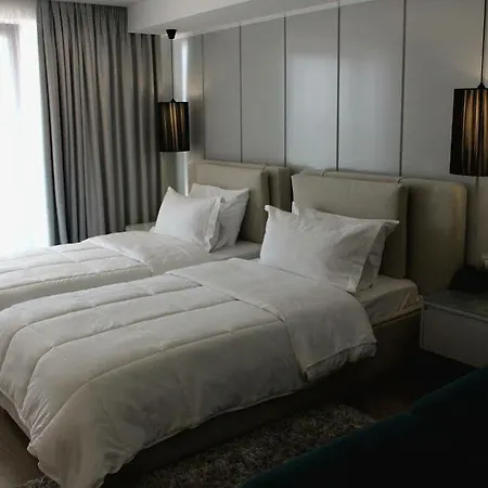 Hotel Demi