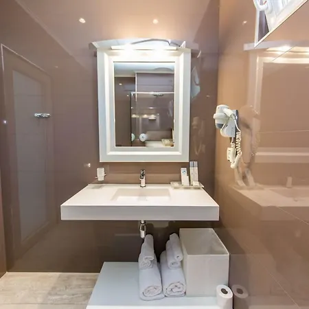 Hotel Demi Sarande